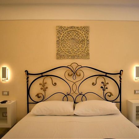 فندق Federico 70 Zaffiro Luxury باليرمو المظهر الخارجي الصورة